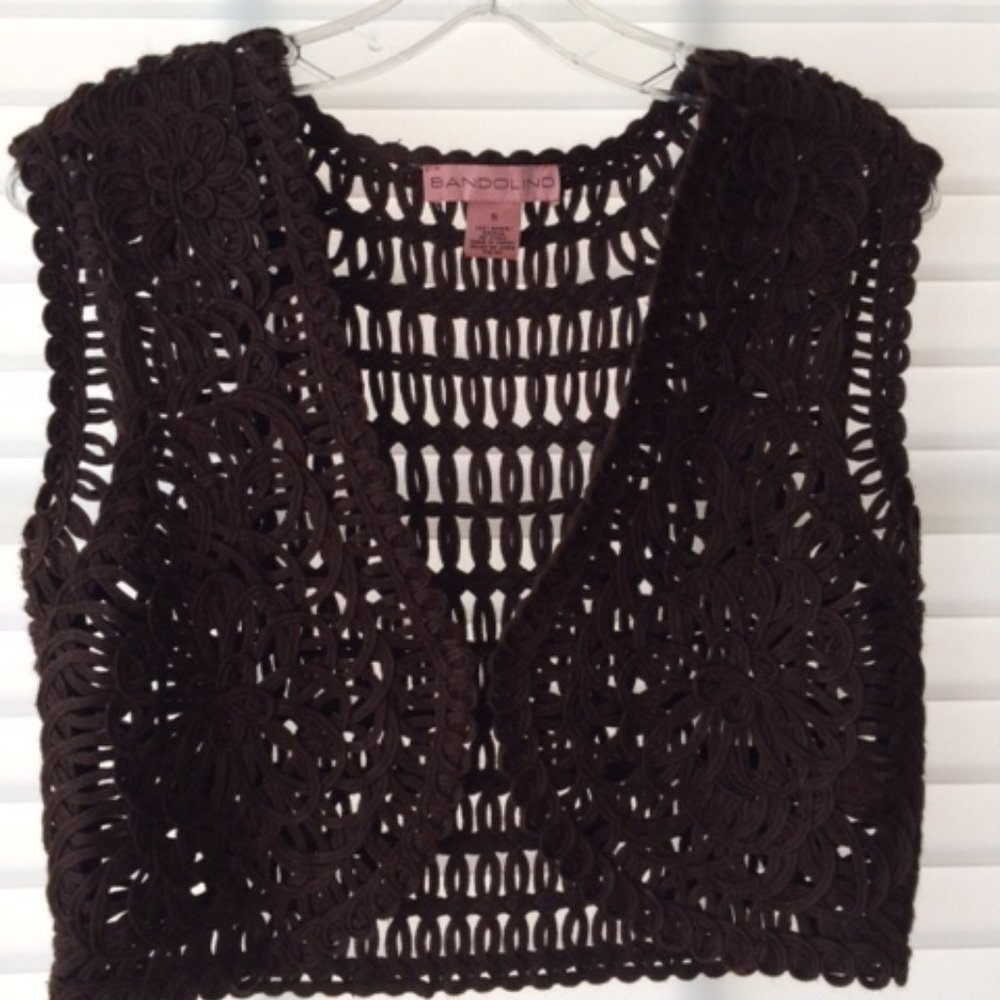 Bandolino Vest with hook closure